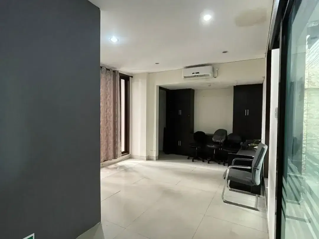 Whole Building for sale in Kerobokan, Bali - Image 2 of 10