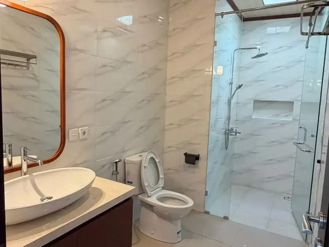 BRAND NEW VILLA IN WEST SANUR - Image 5 of 10