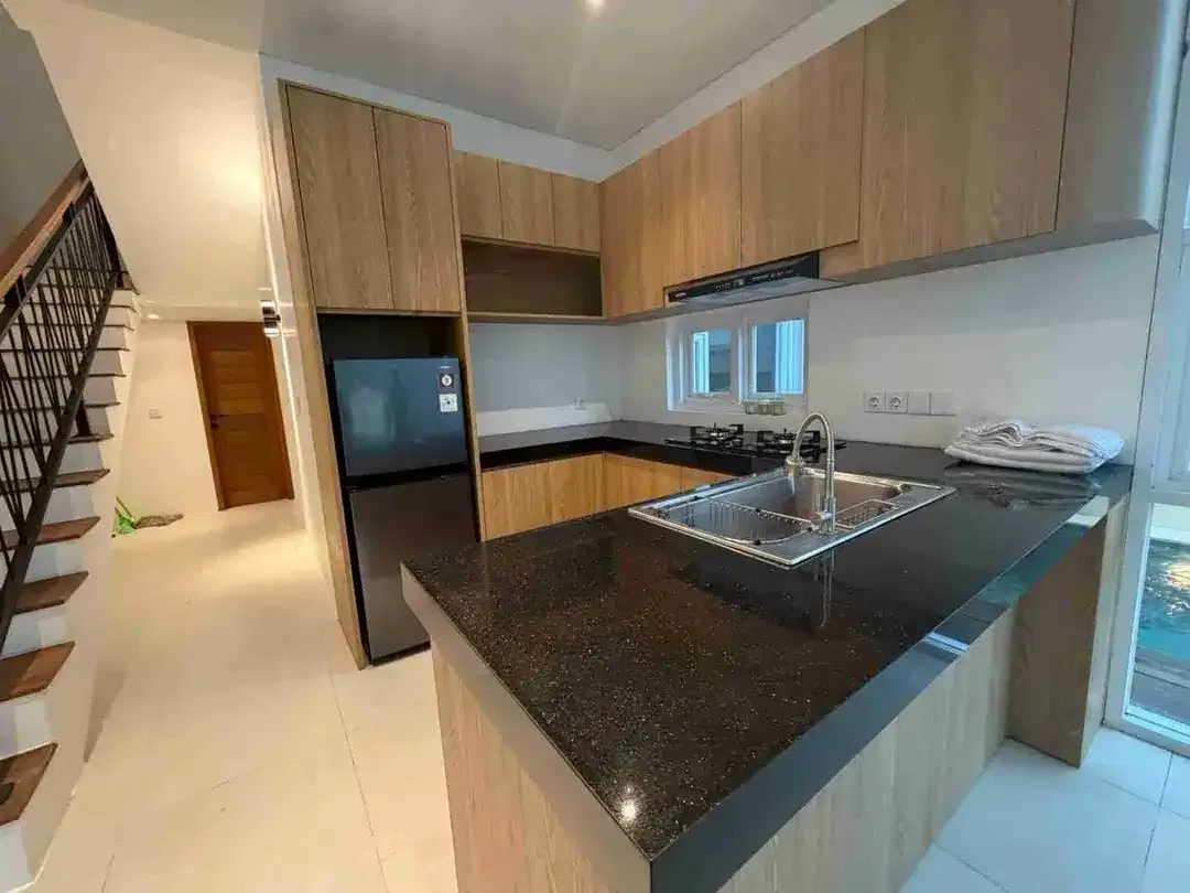 Villa Modern Minimalis Dekat Pantai Berawa - Image 8 of 10
