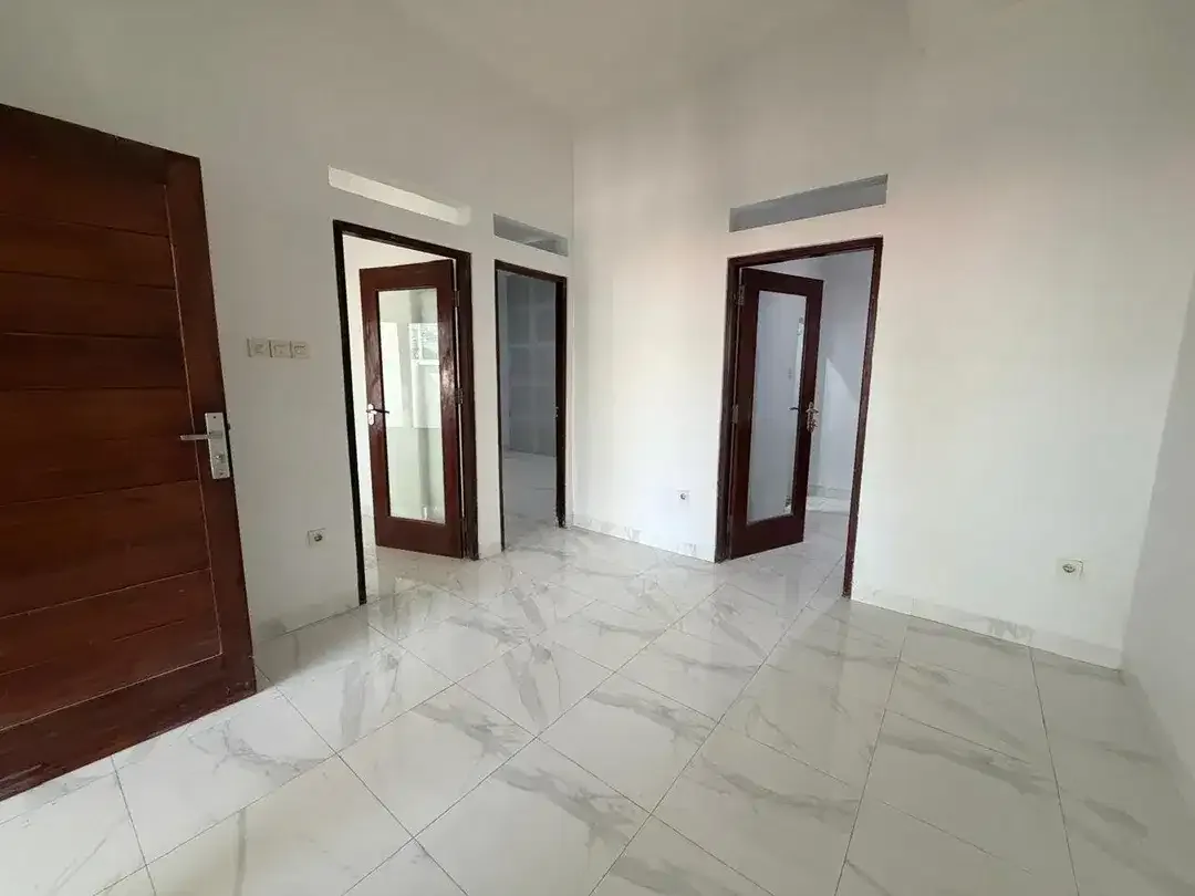 RUMAH MINIMALIST 2KT LOKASI STRATEGIS RENON - Image 2 of 5