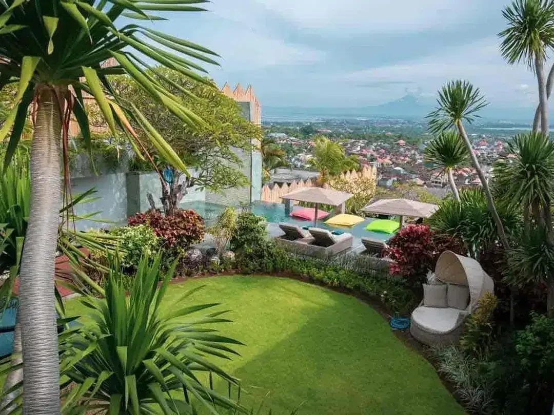 5 BEDROOMS PANORAMIC  OCEAN VIEW PRIVATE LUXURY RESIDENCE AT JIMBARAN - Image 8 of 10