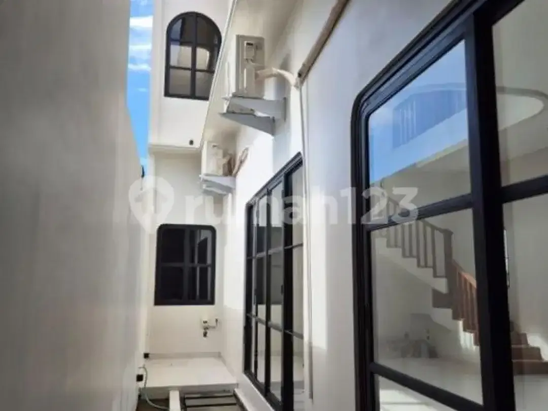 Brand New Luxury Villa For Sale In Munggu, Fully Furnished, 3Br En-Suite, Private Pool, Idr 4.5 Billion - Image 5 of 9