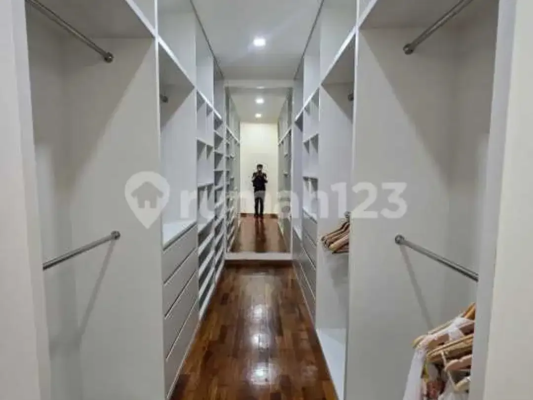 Vila Tropis Mewah Modern Multi Level, Jimbaran Dekat Gwk - Image 7 of 10