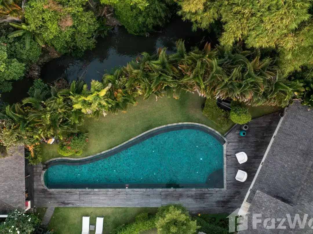 6 Bedroom Villa for sale in Kerobokan, Bali - Image 8 of 10