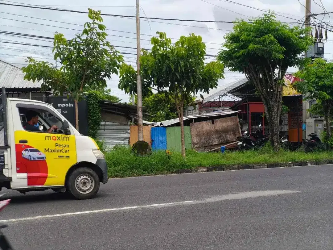 Dijual Tanah Komersial 250 m2 Jl Utama Cokroaminoto Denpasar - Image 8 of 9