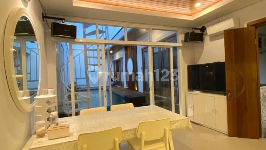 Villa Posisi Hook Siap Huni di Kayu Tulang Canggu - Image 2 of 4