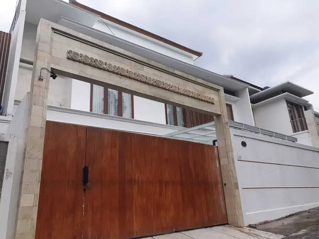 Villa Modern Style Jl Gedong Sari Mumbul - Image 2 of 10