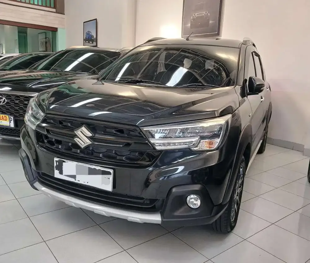 Suzuki XL 7 Beta Hybrid 2024 Hitam metalik A/T 1.5cc - Image 3 of 6