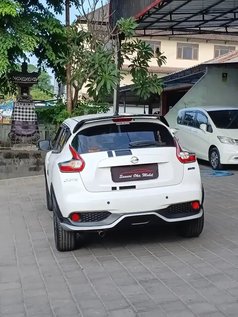 JUKE REVOLT MATIC BLACK INTERIOR PLAT BALI LOW KM ISTIMEWA - Image 3 of 10