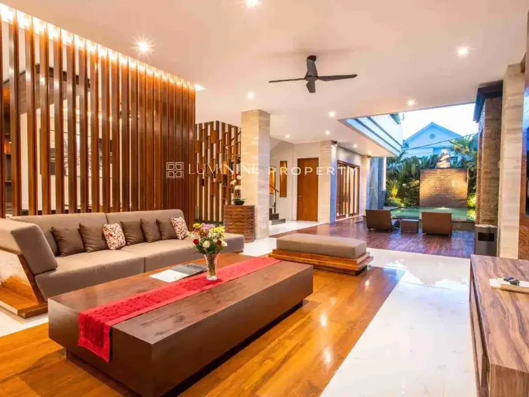 DIJUAL VILLA CANTIK LOKASI SANGAT BAGUS DI JIMBARAN - KUTA SELATAN,  BALI - Image 7 of 10