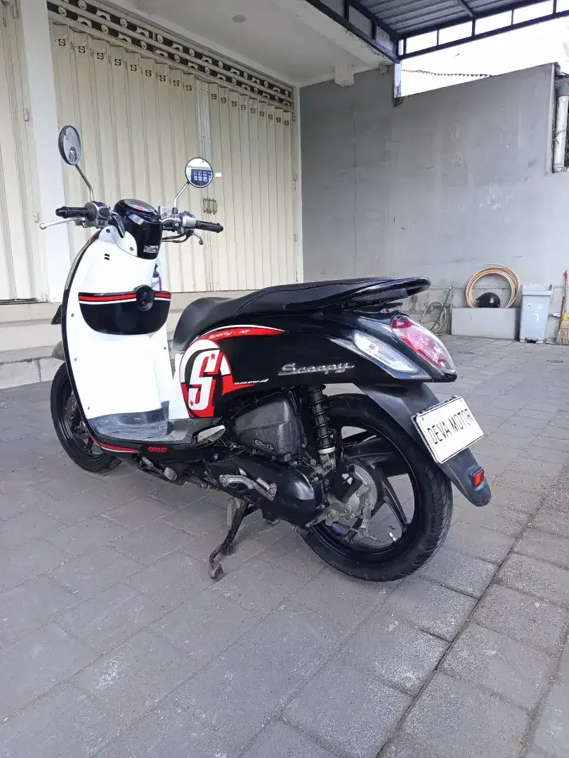 Scoopy 2017 hitam Deva motor - Image 3 of 6