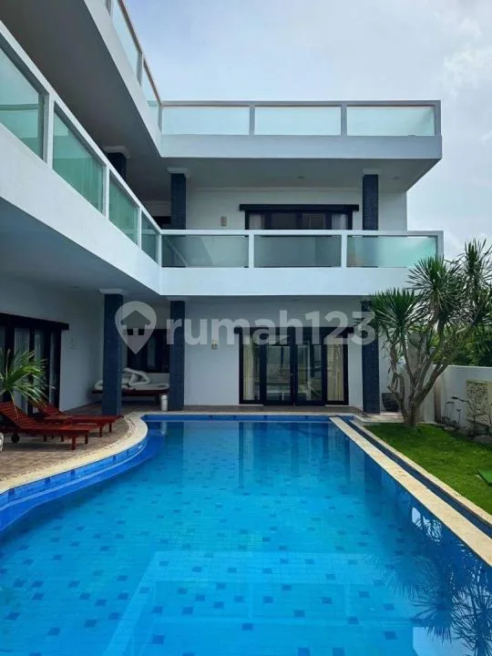 Villa For Sale (Freehold) In Bukit 4 Bedrooms V618 - Image 2 of 4