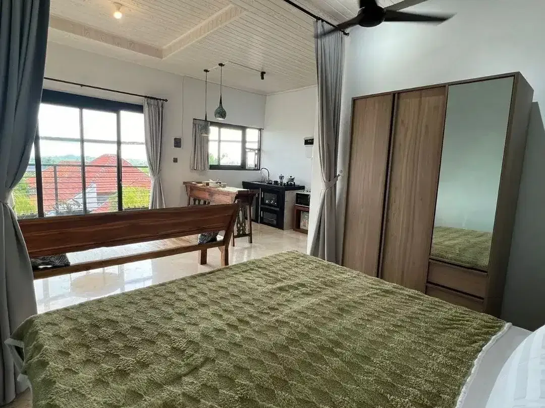 Guest House 4 Kamar Dijual di Area Seseh, Munggu - Image 2 of 10