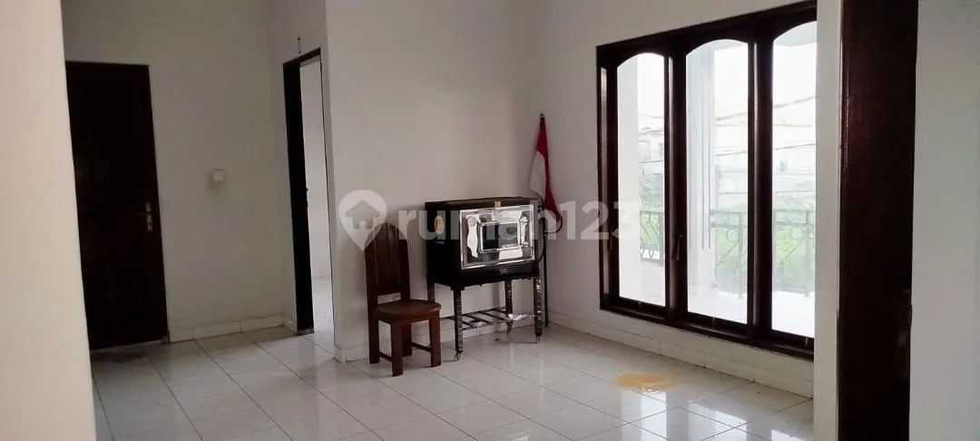 Rumah 2 Lantai Dalam Kompleks Depan Trans Mal Imam Bonjol - Image 4 of 4