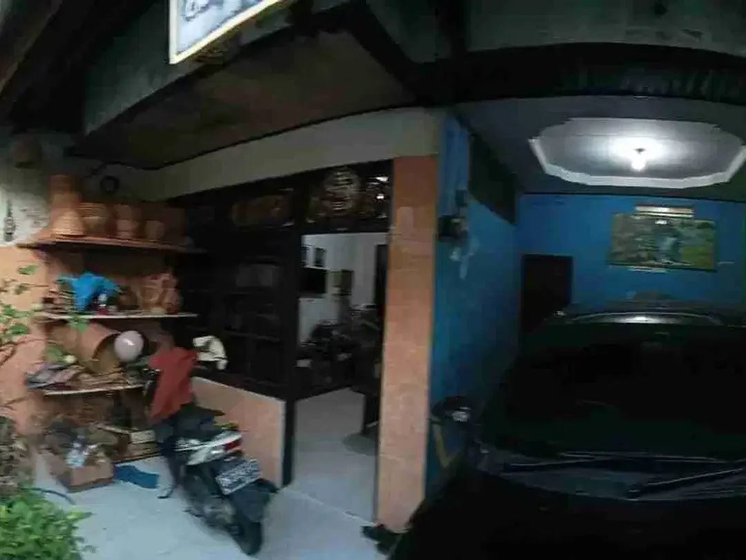 Di jual rumah second 1 setengah lantai berlokasi sangat strategis jalan aseman canggu deket brawa - Image 6 of 10