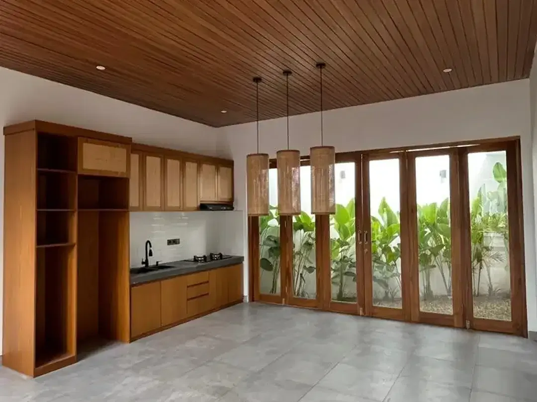 FOR SALE VILLA READY UNIT LOKASI STARTEGIS 3BR PRIVAT POOL CANGGU - Image 5 of 9