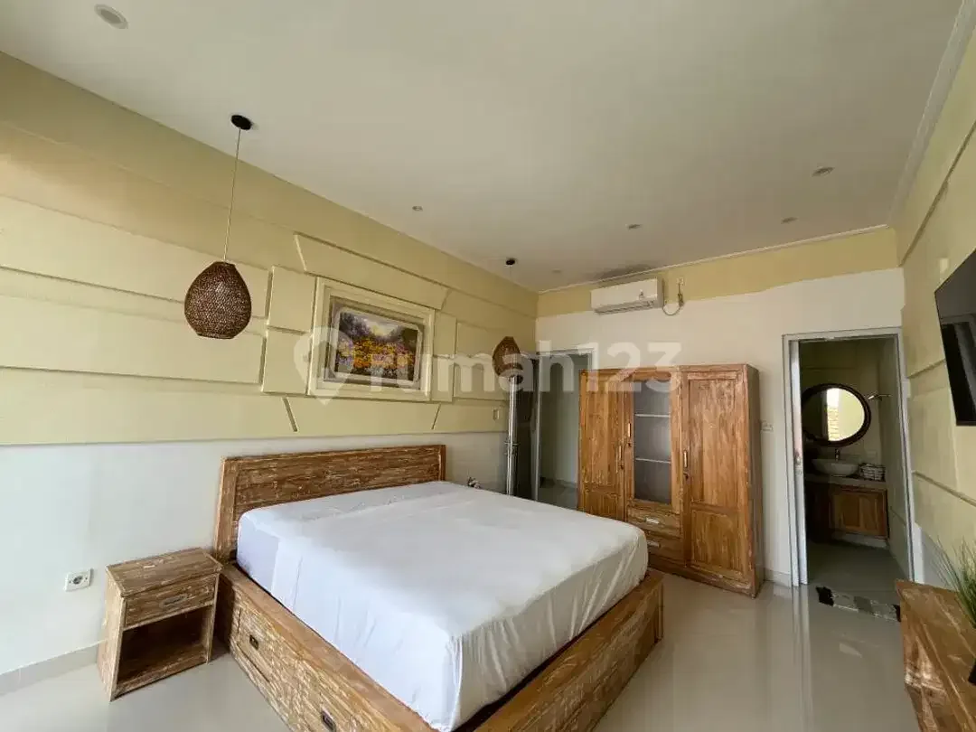 Private Luxury Villa dengan Private Pool & One Gate System Sanur - Image 9 of 10