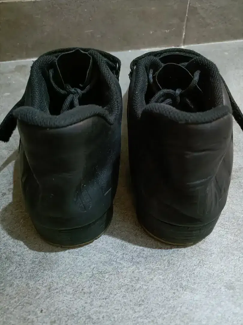 Sepatu USA Nobull rubber 43 - Image 3 of 3