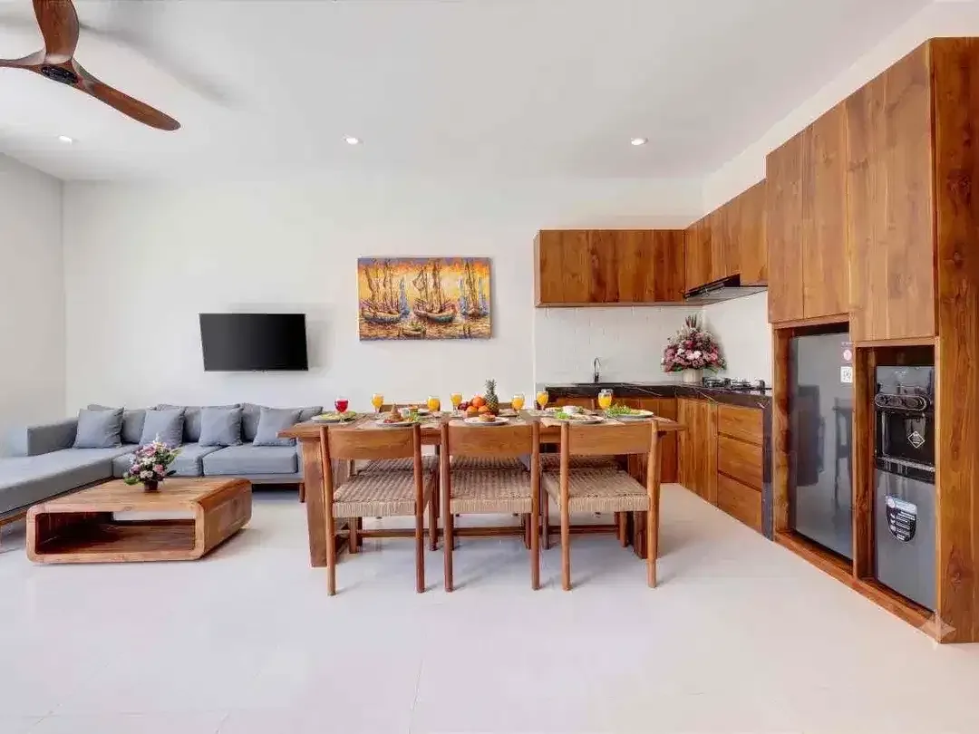 BRAND NEW LUXURY BEACHSIDE VILLA FOR LEASE – SANUR, BALI - Image 2 of 10