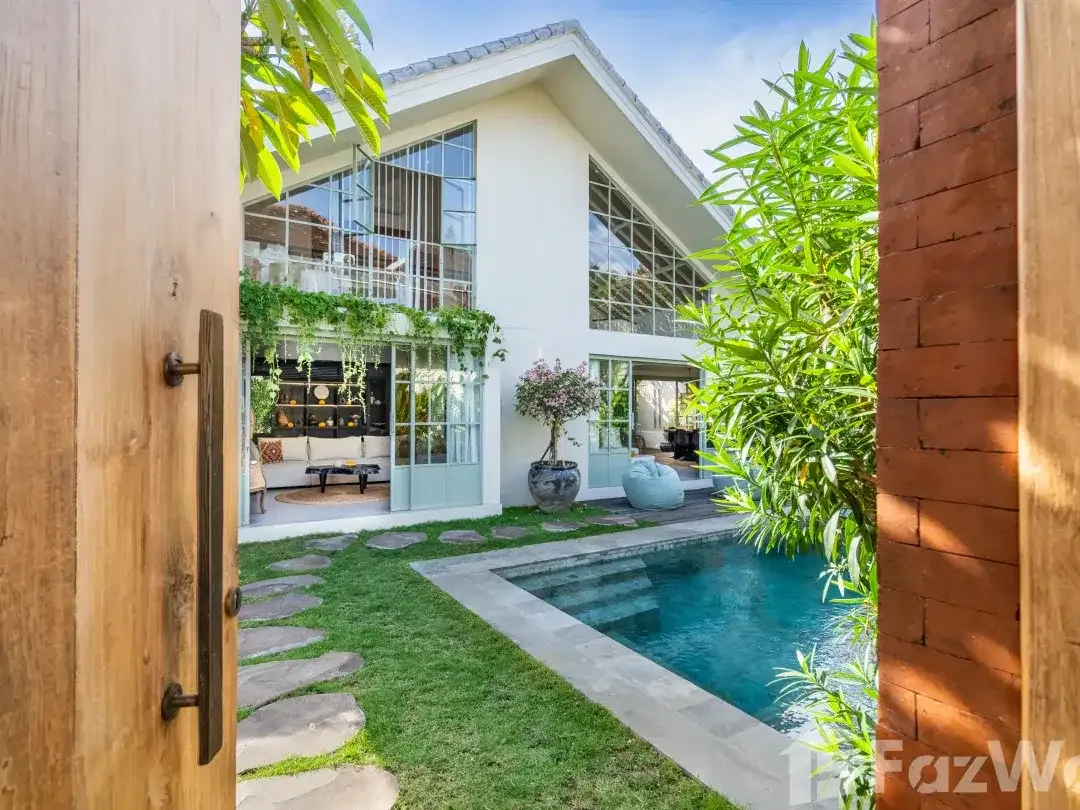 4 Bedroom Villa for rent in Seminyak, Bali - Image 1 of 10