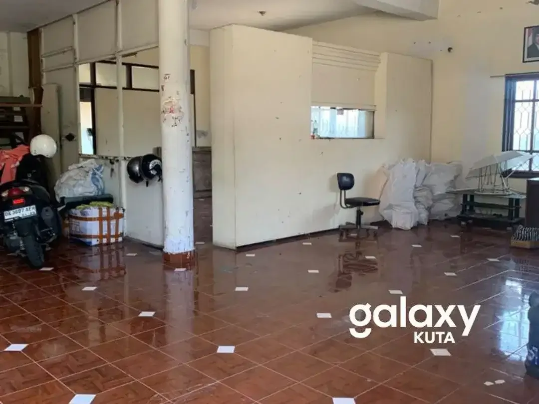 DIJUAL RUMAH GATOT SUBROTO DEKAT TERMINAL UBUNG DI BUNG TOMO DENPASAR - Image 5 of 10