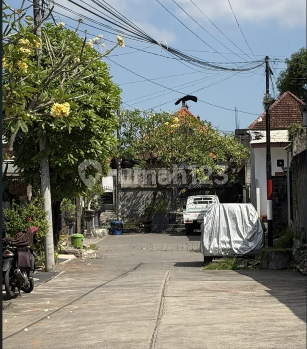 Jual Rumah Baru Direnovasi di Kerobokan Kelod, Bali. Akses Mudah ke Seminyak, Canggu, dan Denpasar - Image 3 of 4