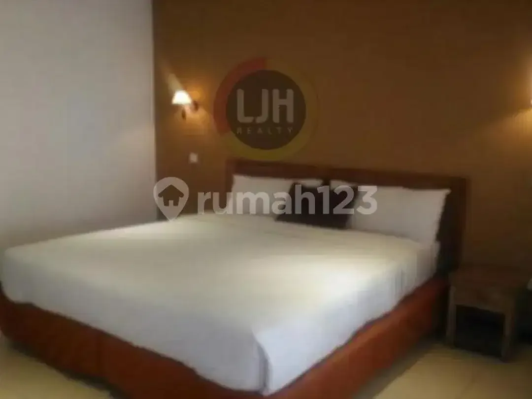 For Sale Hotel  Batu Belig Kerobokan Bali - Image 4 of 9