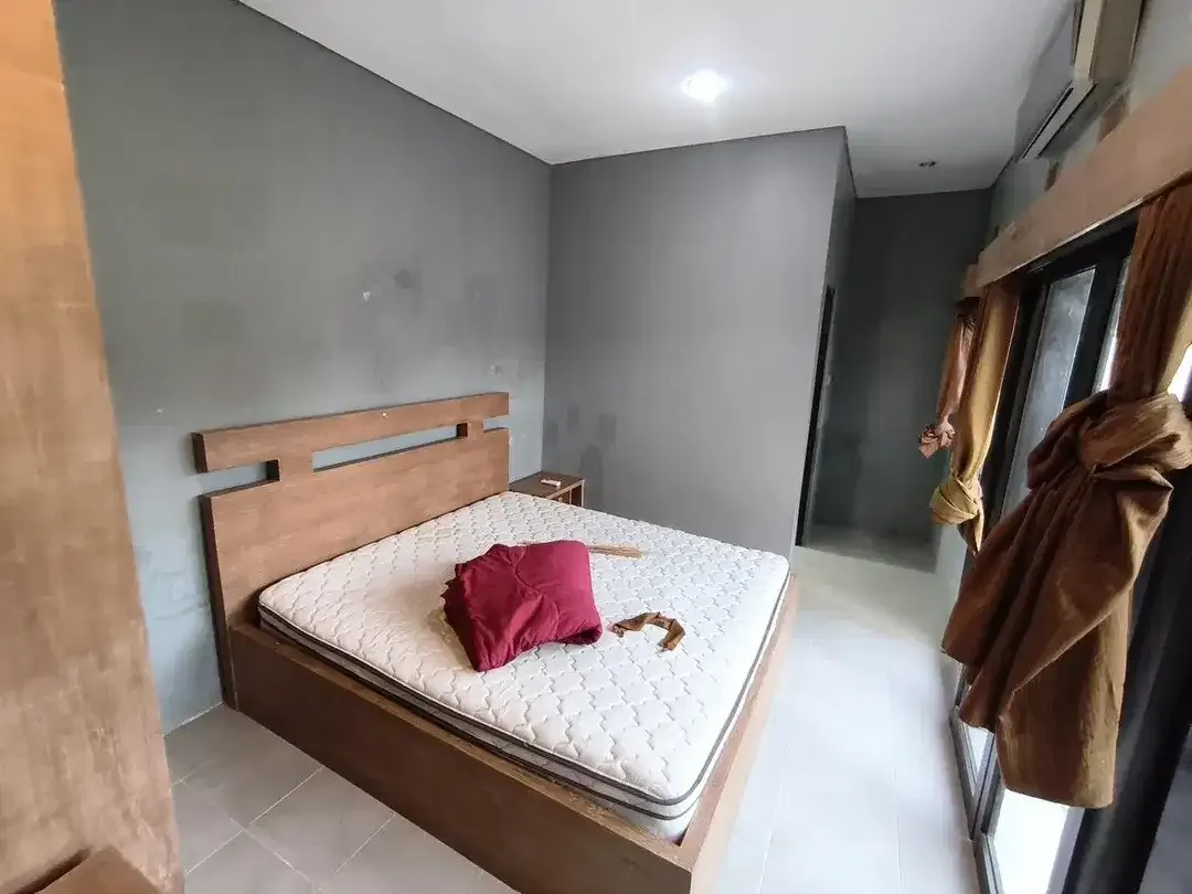 Disewakan Rumah 1 Lantai Lingkungan Nyaman di Jl. Jepun, Puri Gading Jimbaran - Image 5 of 10