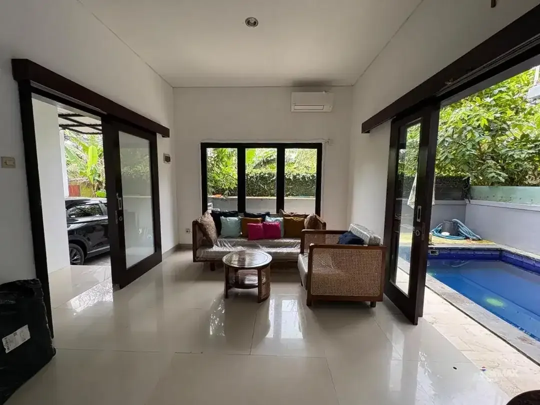 Rumah Di jual full furnished di Mumbul. - Image 7 of 10