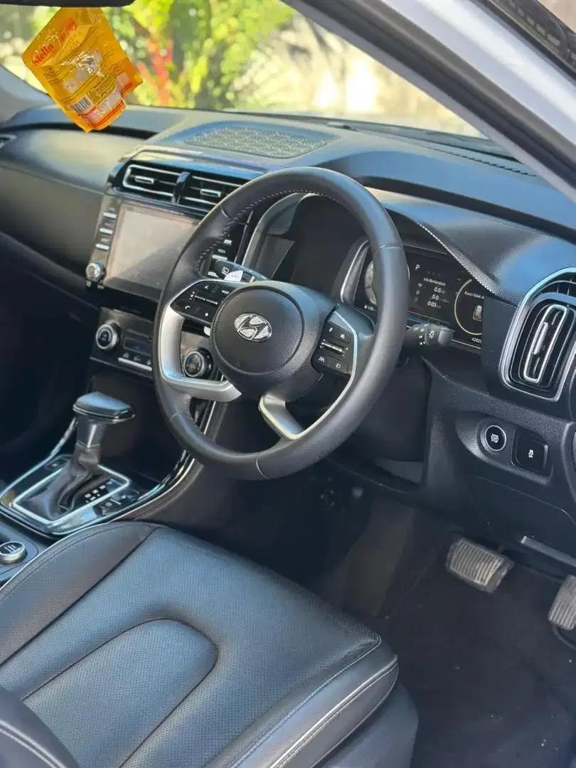CRETA PRIME 2022 MATIC ASLI BALI LOW KM - Image 5 of 10