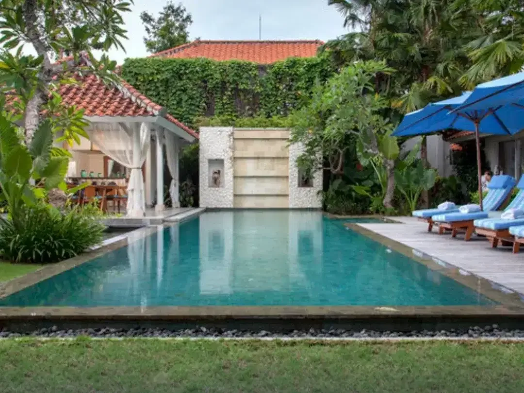 Villa Freehold 5 Bedroom in Lovely Peace in Sanur - Image 2 of 10