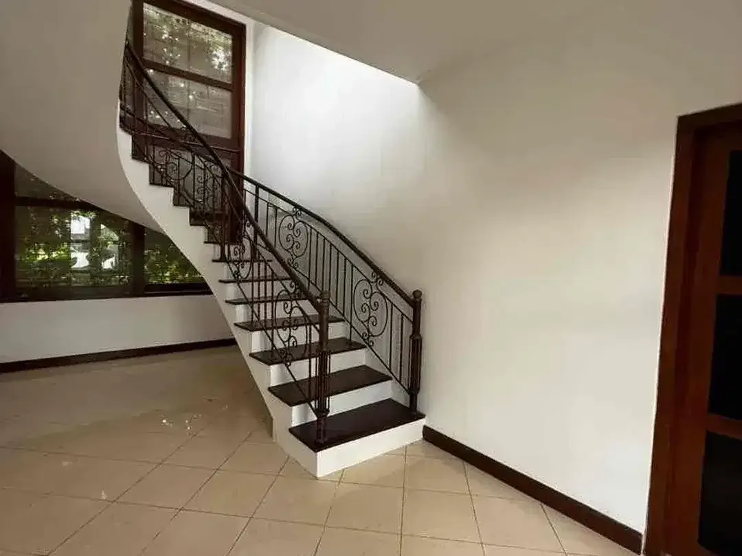 DIJUAL - FREEHOLD 

Villa di Petitenget - Seminyak - Image 7 of 8