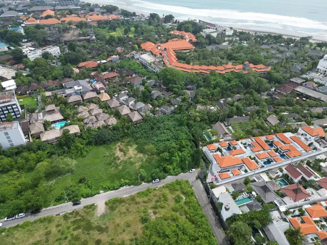 PRIME LAND IN SEMINYAK - Image 5 of 10