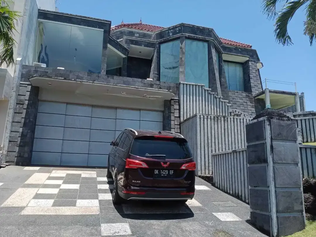 FOR SALE RUMAH MEWAH 4BR KONTRUKSI BAGUS STARTEGIS DI DENPASAR - Image 10 of 10