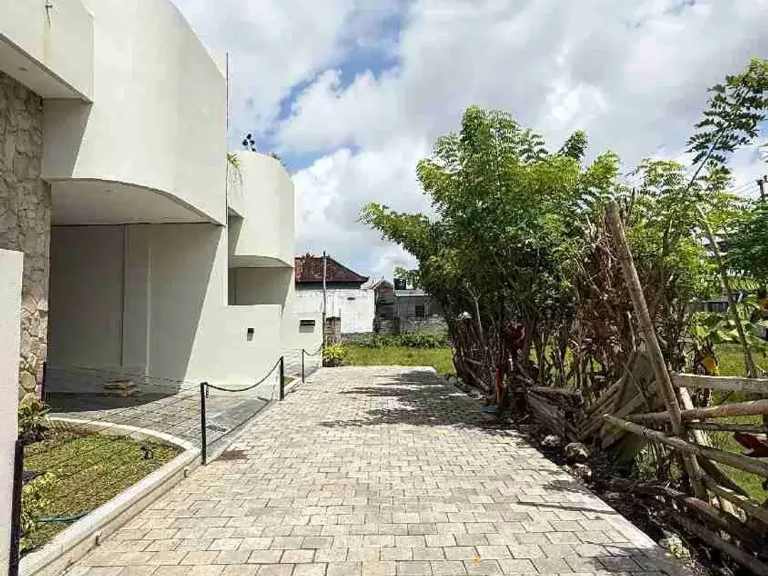 Dijual Tanah Strategis View GWK Depan Rodeo Hill Residence – Ungasan, Kuta Selatan - Image 1 of 9