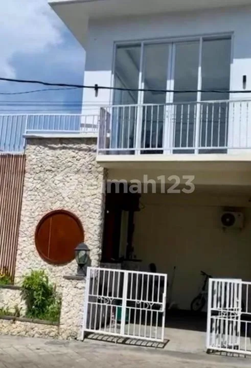 Villa Modern 2Br Private Pool Canggu Freehold / Leasehold - Image 1 of 4
