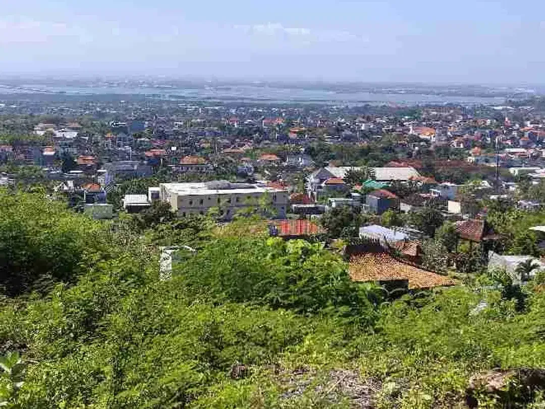 UNBLOCK VIEW LAND
sunisland, jimbaran - south of Kuta, Bali
breathtaking city, sea and harbour view - Image 4 of 10