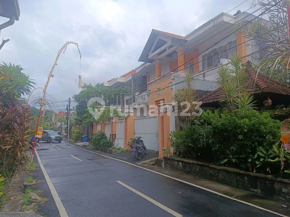Dijual Rumah Modern Minimalis Berlantai 2 di Area Pemukiman yang Nyaman, Dekat Living World dan Dekat Sanur - Image 3 of 4