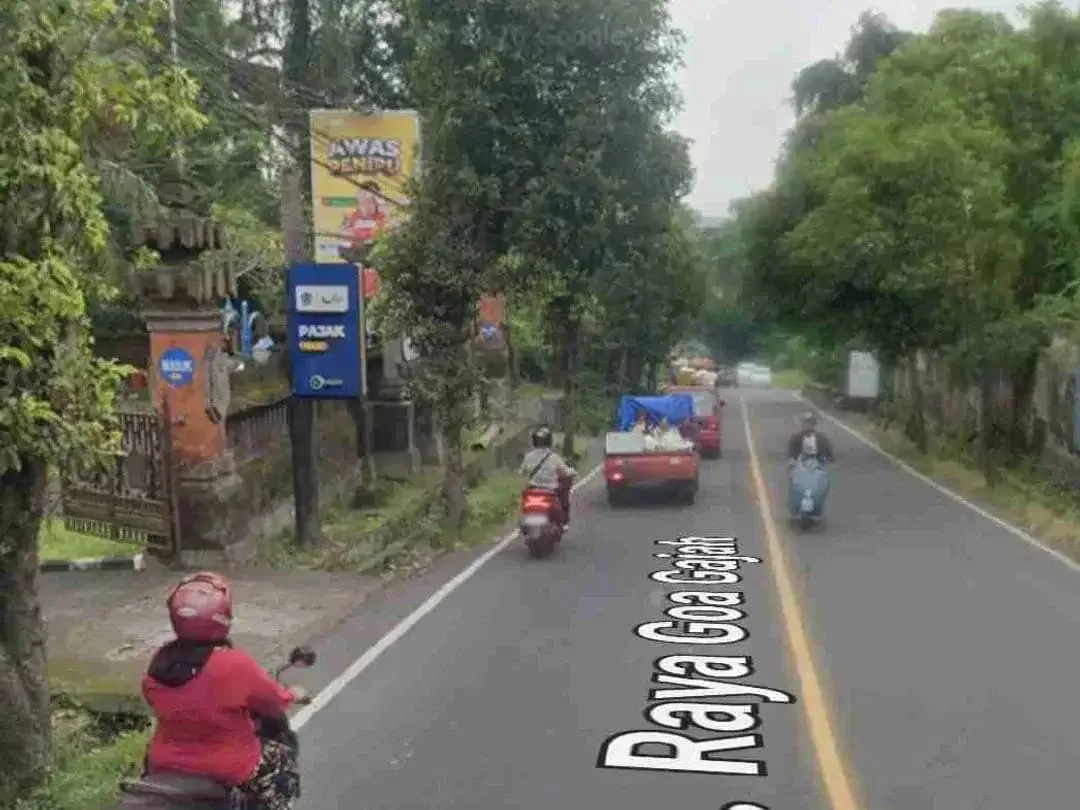 Tanah Komersial Bonus Ruko 3 Lantai Dekat Goa Gajah Ubud - Image 8 of 9