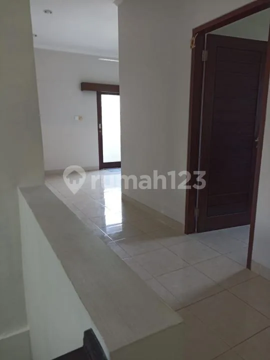 Rumah 2 Kamar Dekat Pantai Karang Sanur - Image 4 of 4