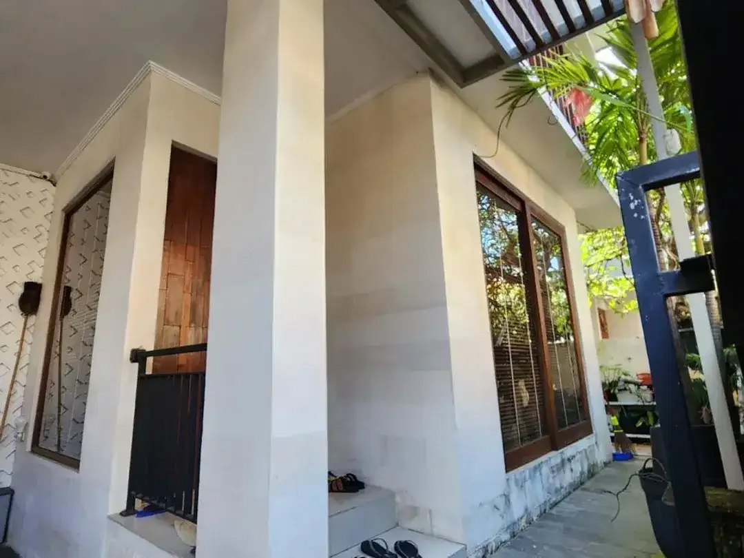 FULLY FURNISHED MODERN HOME PANJER DENPASAR - Image 2 of 10