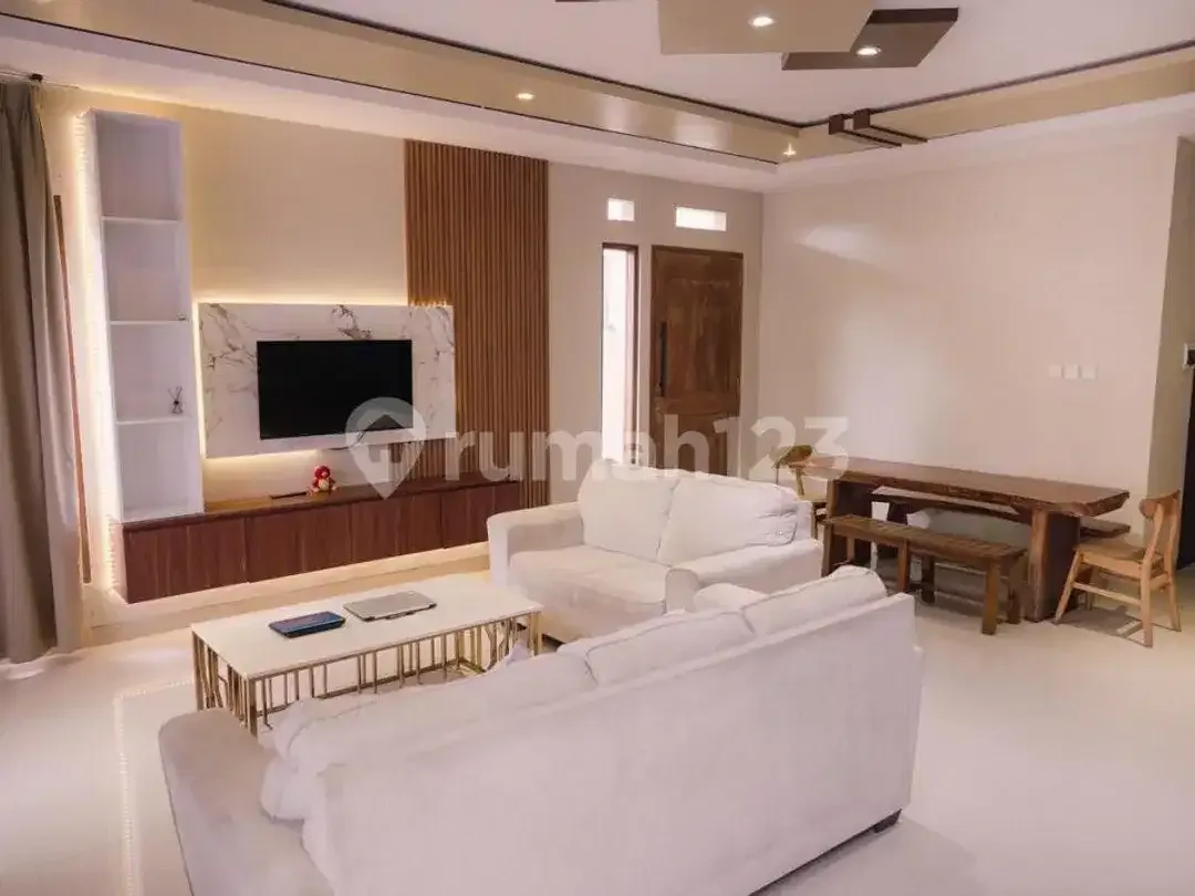 Disewakan Villa Ekslusif 4 Kamar Tidur Area Sejuk Nusa Dua - Image 4 of 5