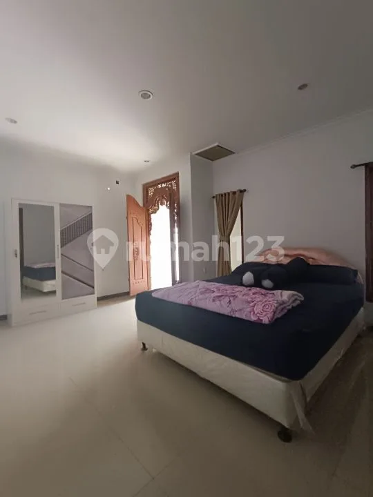 Disewakan Rumah Baru Modern Minimalis Berlantai 2 Area Gatot Subroto Dekat Living World dan Gor Ngurah Rai, Denpasar - Image 4 of 4