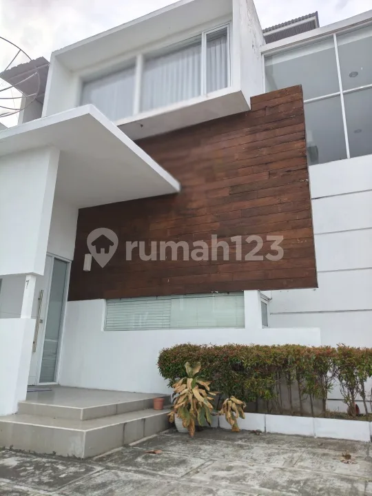 Modern Elegant Villa, Fully Furnished, Siap Huni, Taman Mumbul - Image 2 of 4