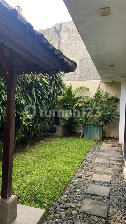 Leasehold Villa 3Br Seminyak Bidadari Dekat Sunset Road dengan Private Pool - Image 2 of 4