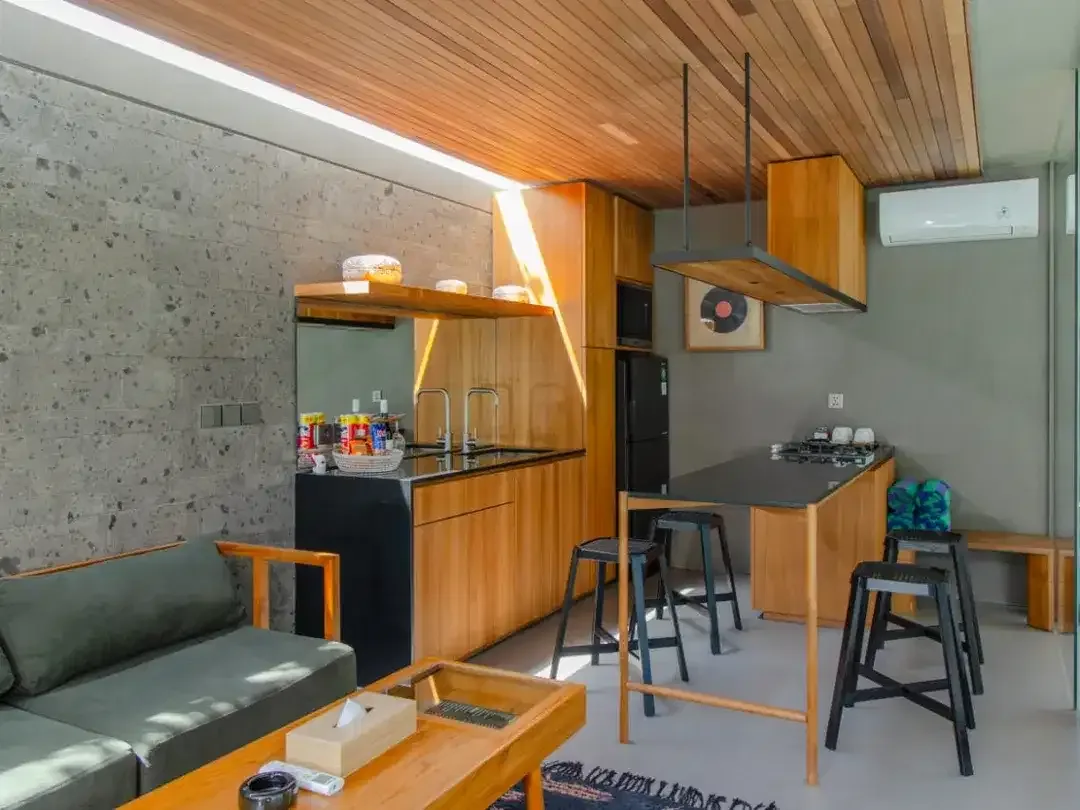 Luxury Vila di jalan Kayu Tulang Canggu 5 Menit ke Batu Bolong - Image 6 of 10