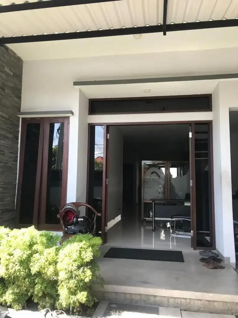 Dijual Rumah Elite Kawasan renon - Image 2 of 5