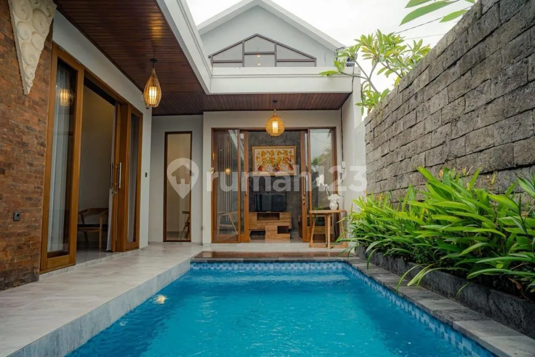 Villa 2 Bedrooms Full Furnish Near Beach In Sanur - Image 2 of 4