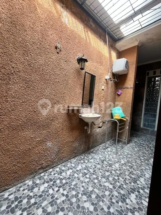 Rumah Sewa Favorit di Taman Griya - Jimbar - Image 3 of 4