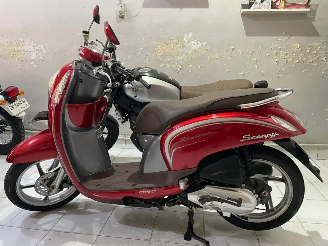Scoopy 2016 #bintangdewatamotor# - Image 2 of 5